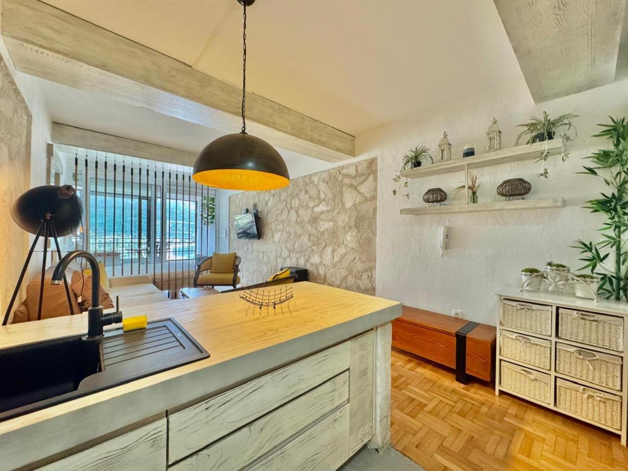 Sea View Studio Terminal Budva Dış mekan fotoğraf